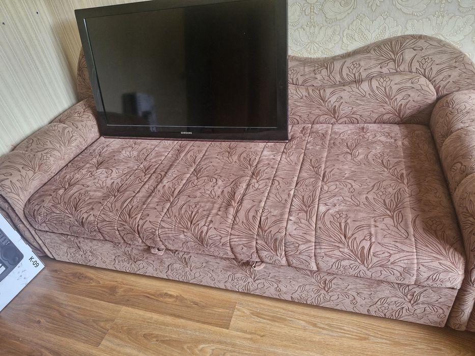 Продается диван 20 тыс