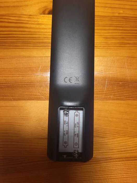 Vand telecomanda Hana