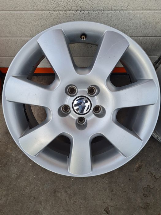 Оригинални джанти за ФОЛКСВАГЕН VW AUDI SEAT SKODA R16 5x100 ET42 6.5J