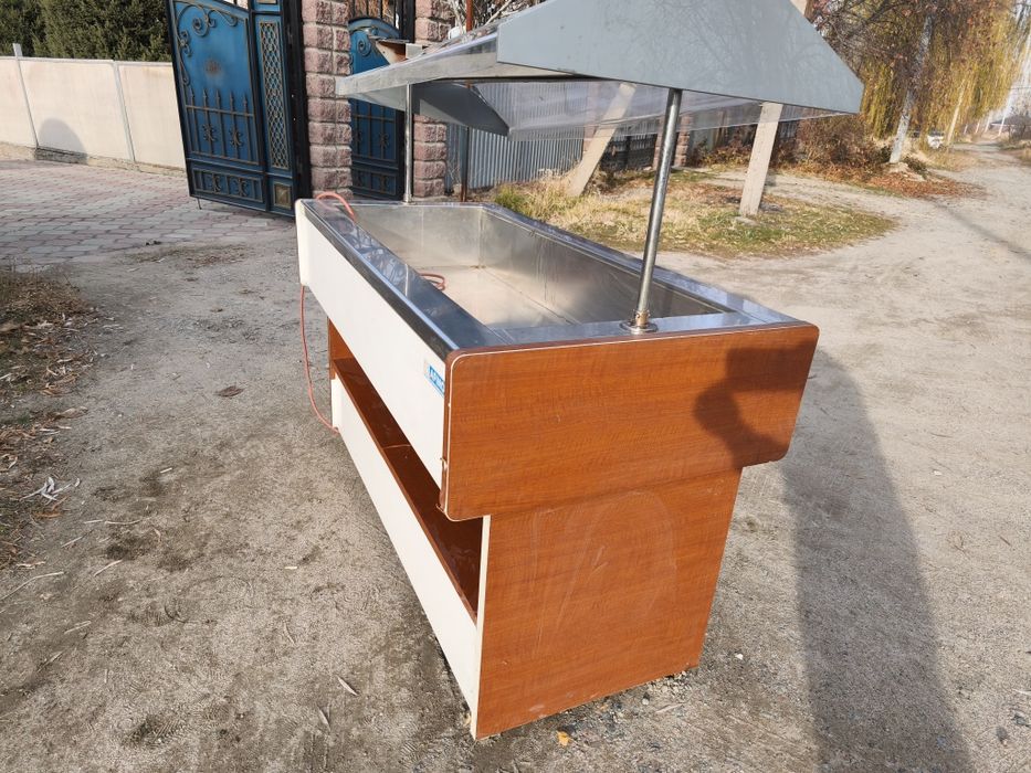 Продам витрину подогревающую