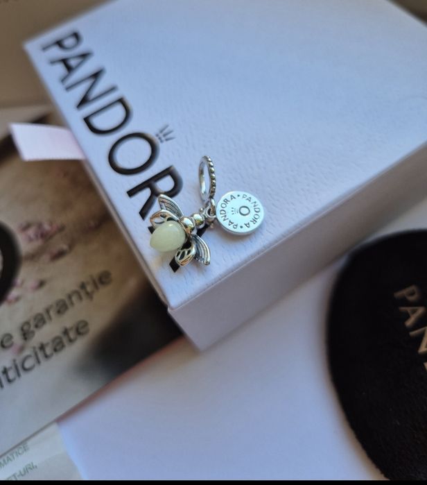 Charm licuriciul fosforescent care lumineaza in intumeric Argint S925