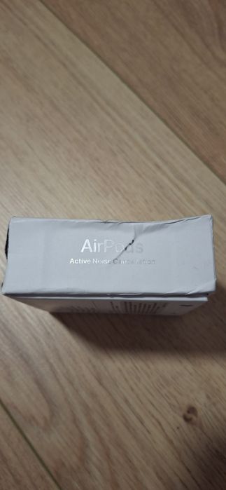AirPods 4 cu Active Noise Cancellation (ANC) – Originale Apple