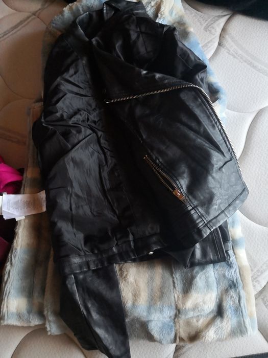 Vând urgent toate gecutele dama oferta