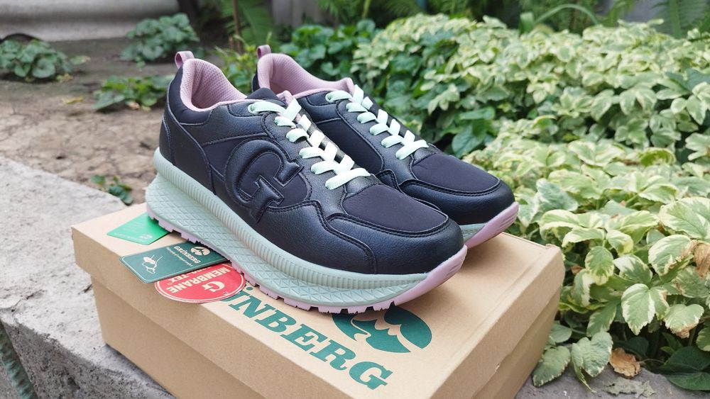 GRUNBERG кроссовки 40 (26см)