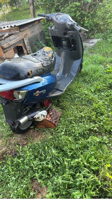 Scuter piaggio sfera50