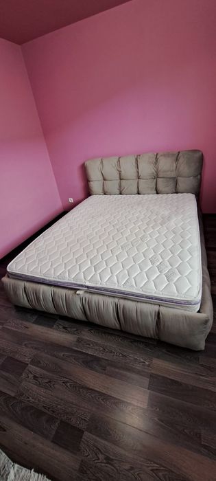 Тапицирана спалня с матрак 160/200
