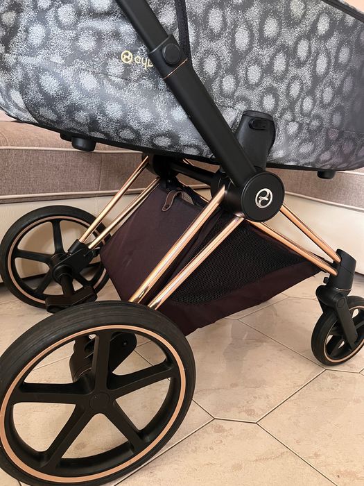 Cybex Priam Rebellious Rose Gold – пълен комплект