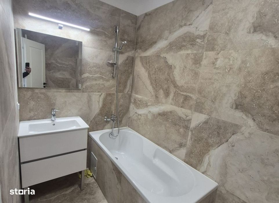 Apartament  2 camere Podu Ros , 64 metri, etaj 8 Cod:160527