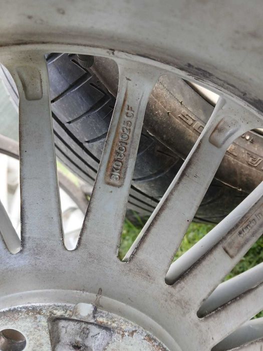Vand urgent set de jante Audi originale pe 17 inch