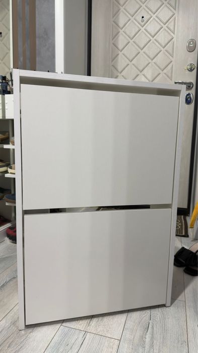 Обувница за 15.000 в отл состоянии компактная как новая