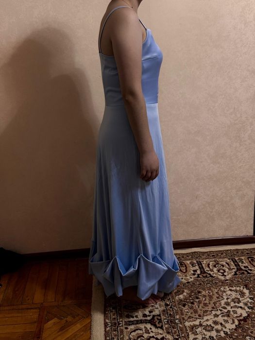 Продам платье на выпускное ща 10000