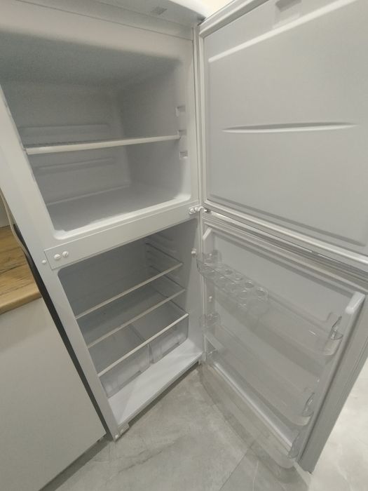 Холодильник продам