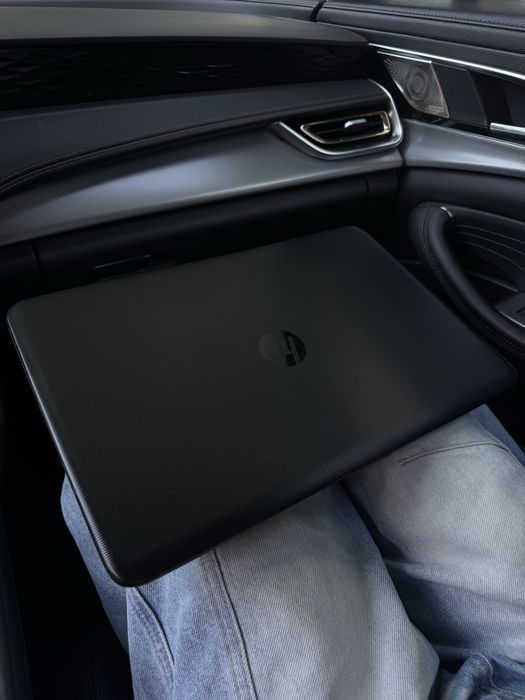 Продаю ноутбук HP/250