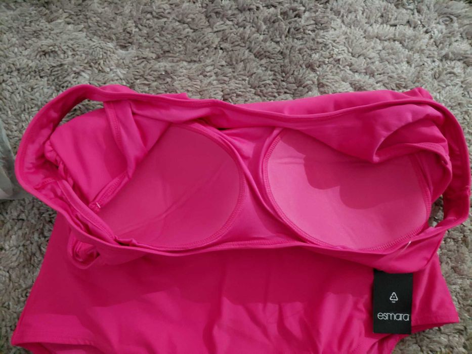 Costum de baie intreg