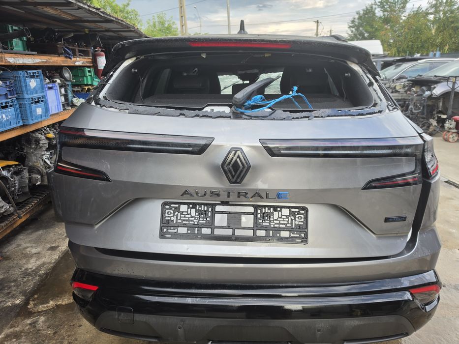Dezmembrez Renault Austral 2025