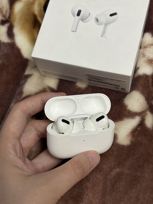 Наушники Airpods pro