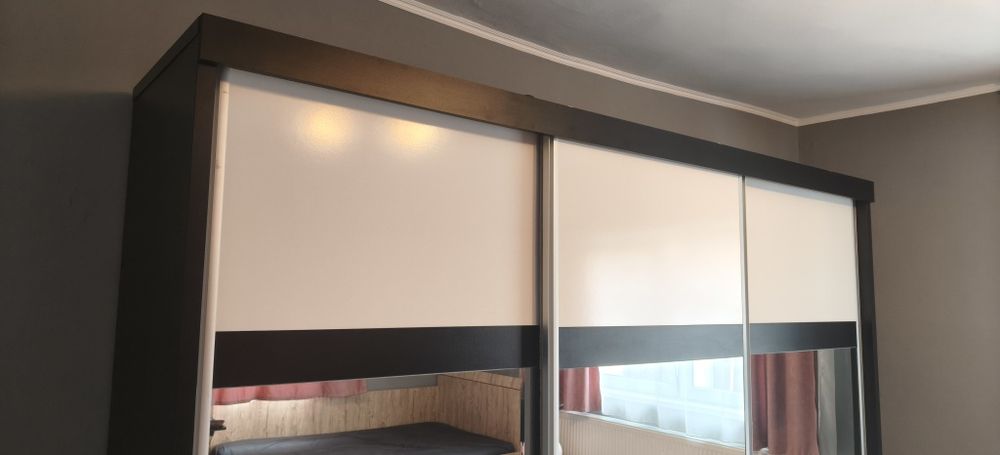 Sifonier 3 uși, 278cm lățime, 210cm înălțime, 60cm adâncime