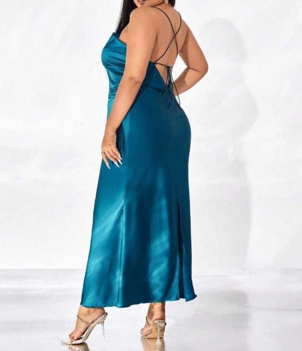 Нова с етикет! Дълга елегантна рокля - 2XL (46 EU)