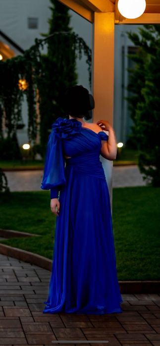 Rochie de seară albastru royal