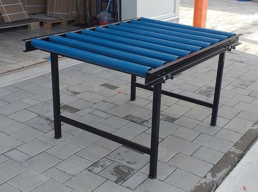 Mese cu role noi - producator Transportoare cu banda