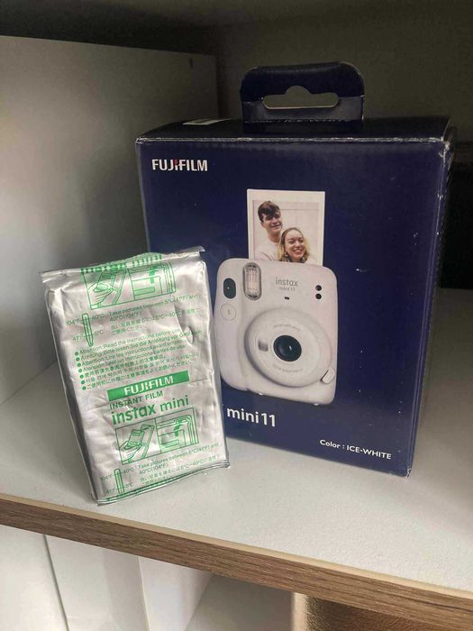 Aparat foto instant FUJIFILM Instax Mini 11, Ice-White