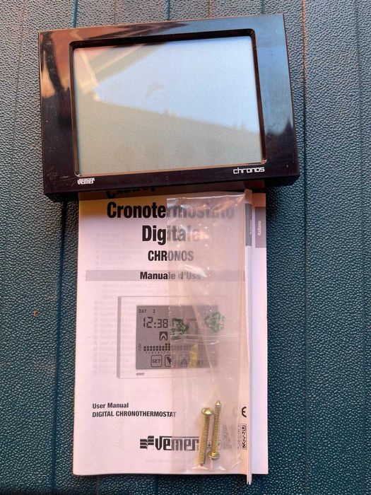 Termostat digital de perete VEMER VE452900 CHRONOS