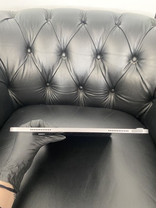 iPad Air 13-Inch M4 / Wi-Fi / 512 GB / Space Gray / Cod produs: 3J3K