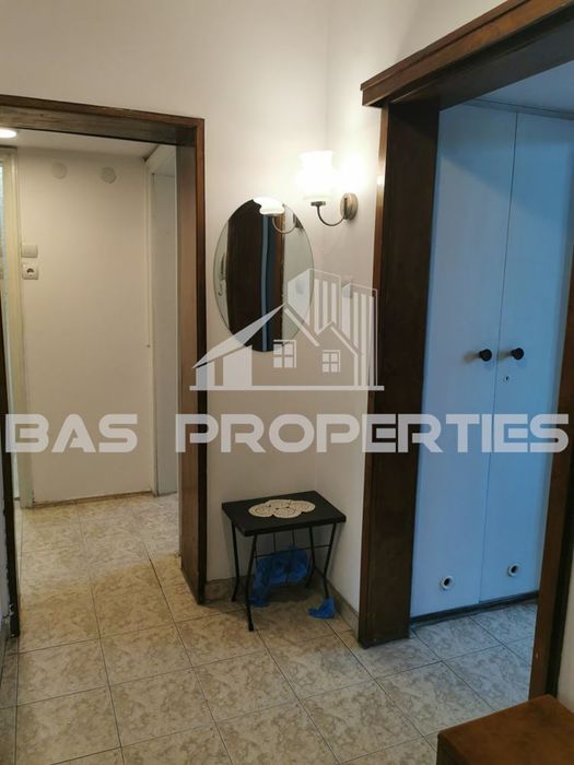 Дава се под наем Тристаен апартамент в София, Яворов - 100 кв.м за 650 € - Снимка #8