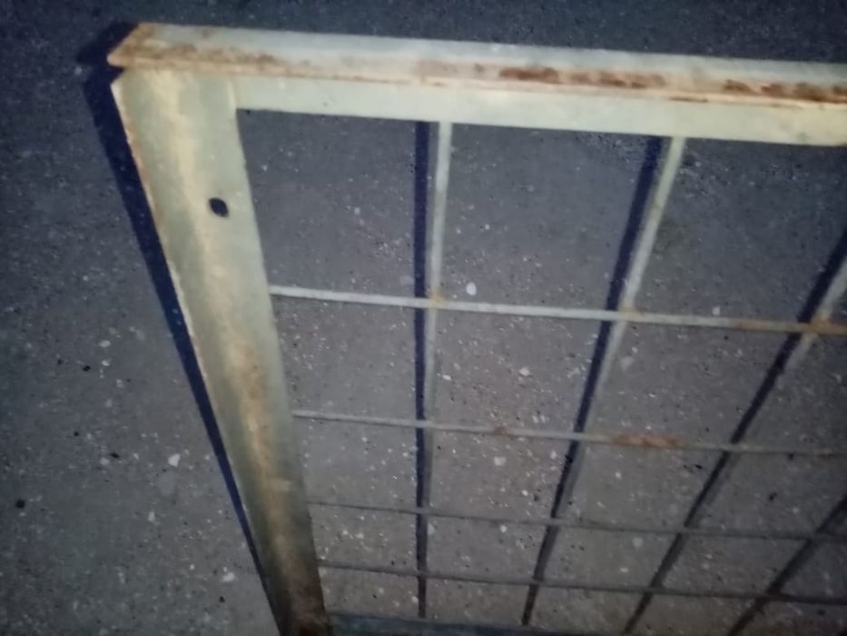 Решетка уголок  .