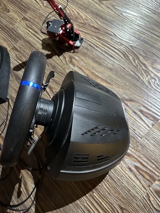 Thrustmaster T300 RS + педали + ручник