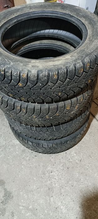 Зимняя резина 185/65/15