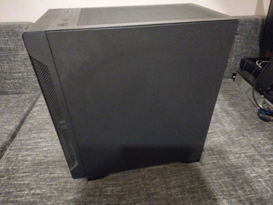 Кутия за компютър Thermaltake S100 TG Micro-ATX