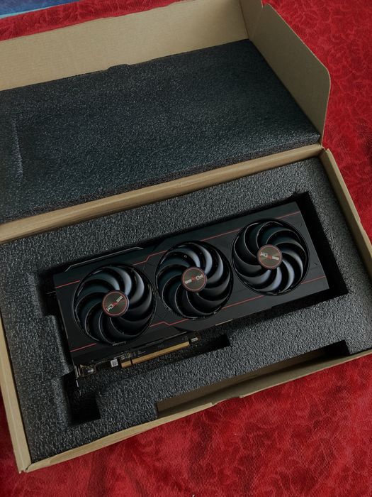 НОВА! Видео карта Sapphire Radeon™ RX 6800 PULSE, 16GB GDDR6, 256-bit