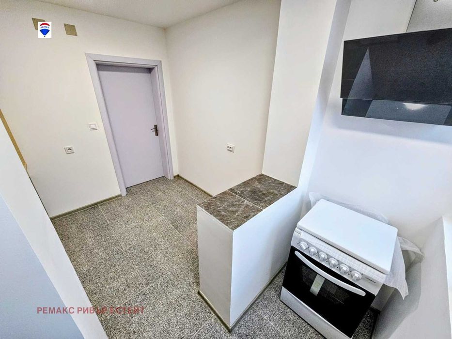 Продава се Двустаен апартамент в Русе, Здравец Изток - 68 кв.м за 1087 €/кв.м - Снимка #13