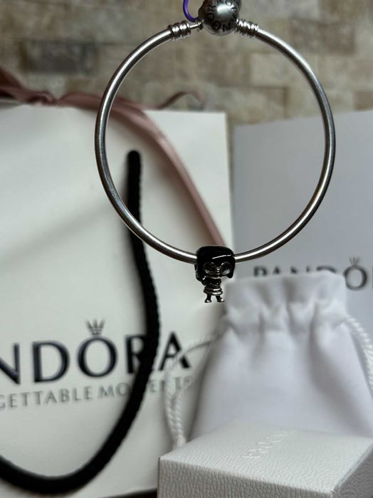 Пандора талисман - Една от Феноменалните - Disney Pixar