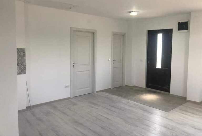 Casa Modulara si Garaje Auto pe structura metalica si panou sandwich