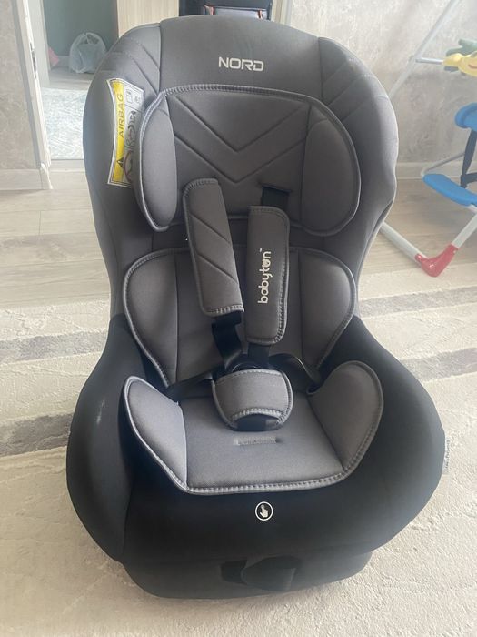 Продаю Автокресло