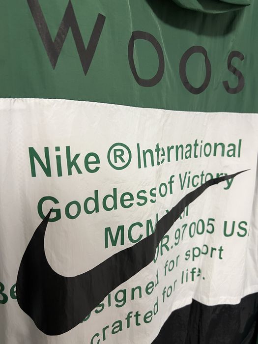 Мъжка ветровка Nike Swoosh