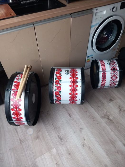 Vând tobe de folclor noi