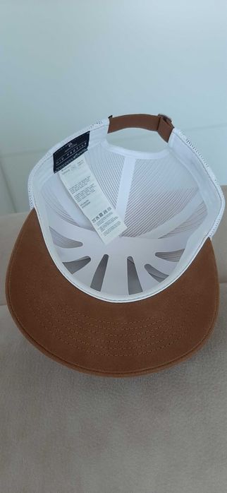Шапка с козирка Rip curl