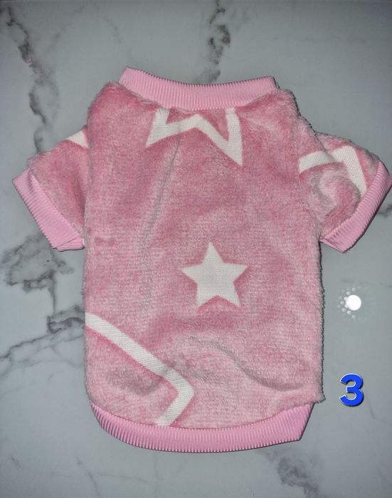 Дрешки за малки кучета и котки от 15лв до 25лв.