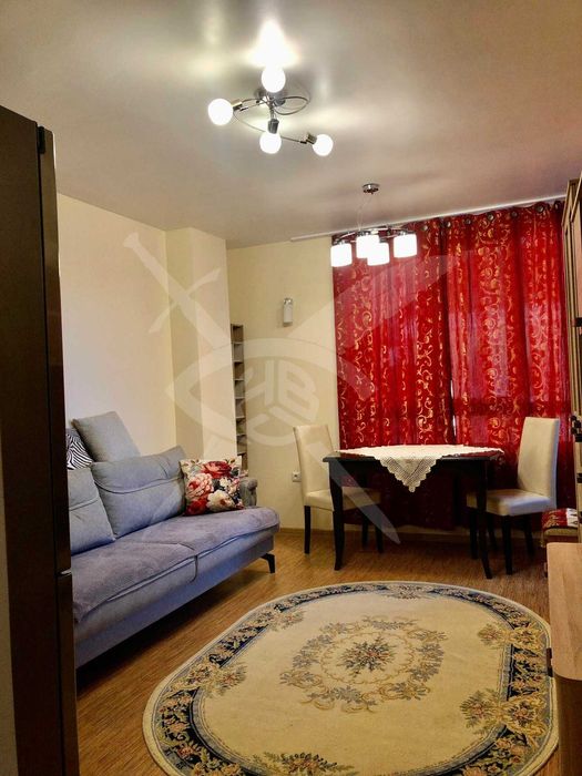 Дава се под наем Двустаен апартамент в Варна, Център - 60 кв.м за 600 € - Снимка #1