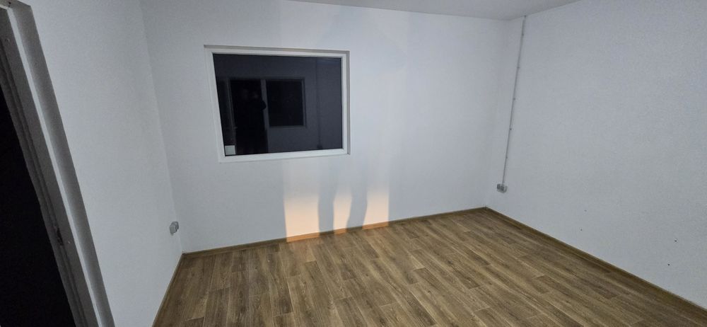 De inchiria t depozit 200 mp