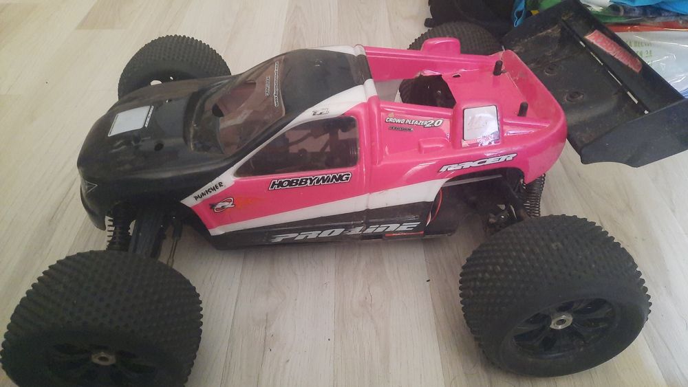 Продавам тръги 4s