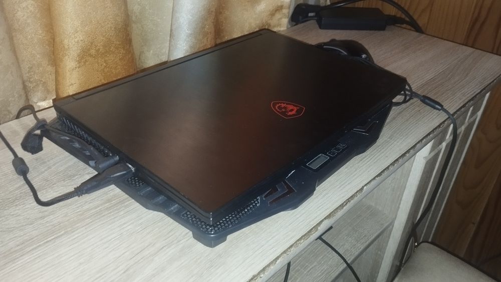 Laptop gaming MSI RTX 4050 , i5 gen 12 , 16 GB ram