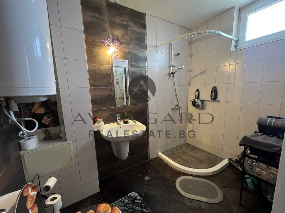 Продава се Тристаен апартамент в Пловдив, Христо Смирненски - 113 кв.м за 2346 €/кв.м - Снимка #5