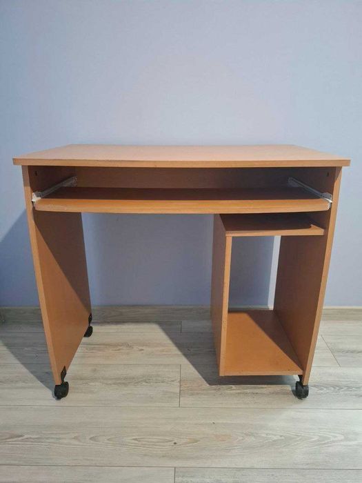 Офис Бюро Много запазено