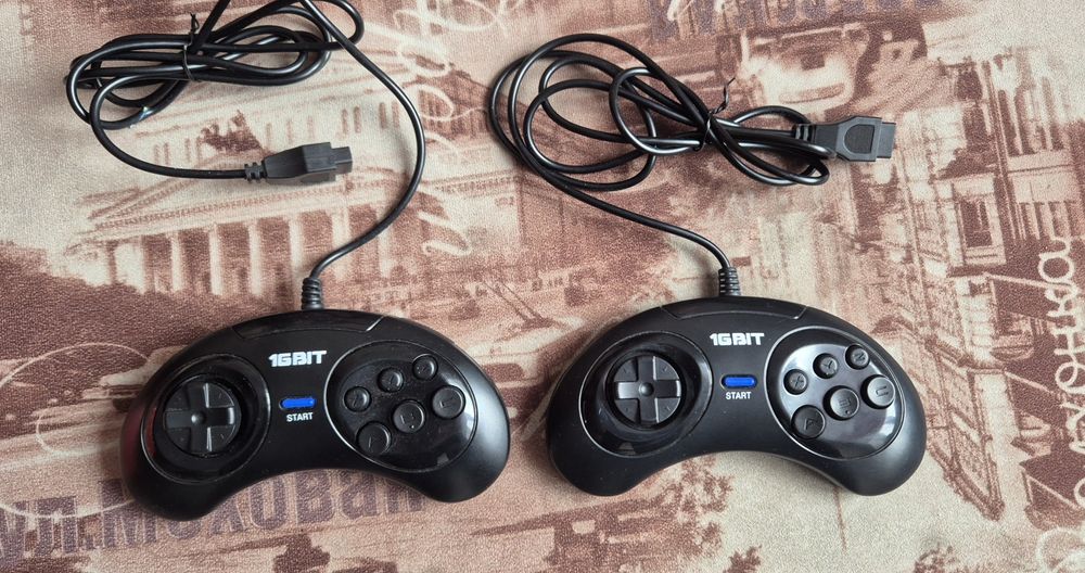 Продам игровую приставку