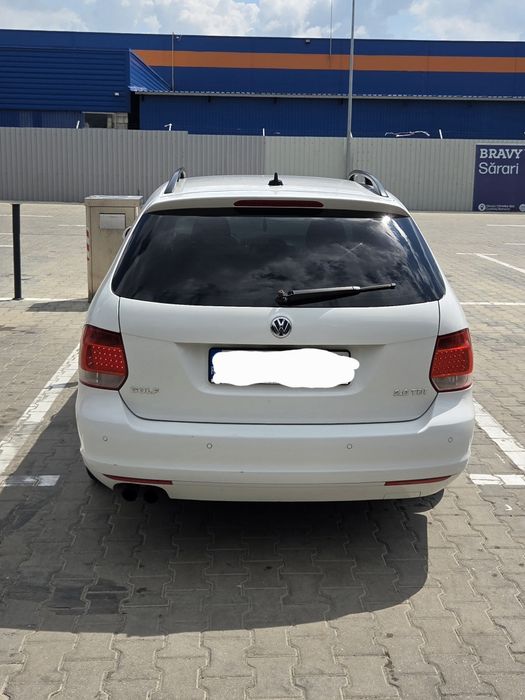 Vând Volkswagen Golf VI