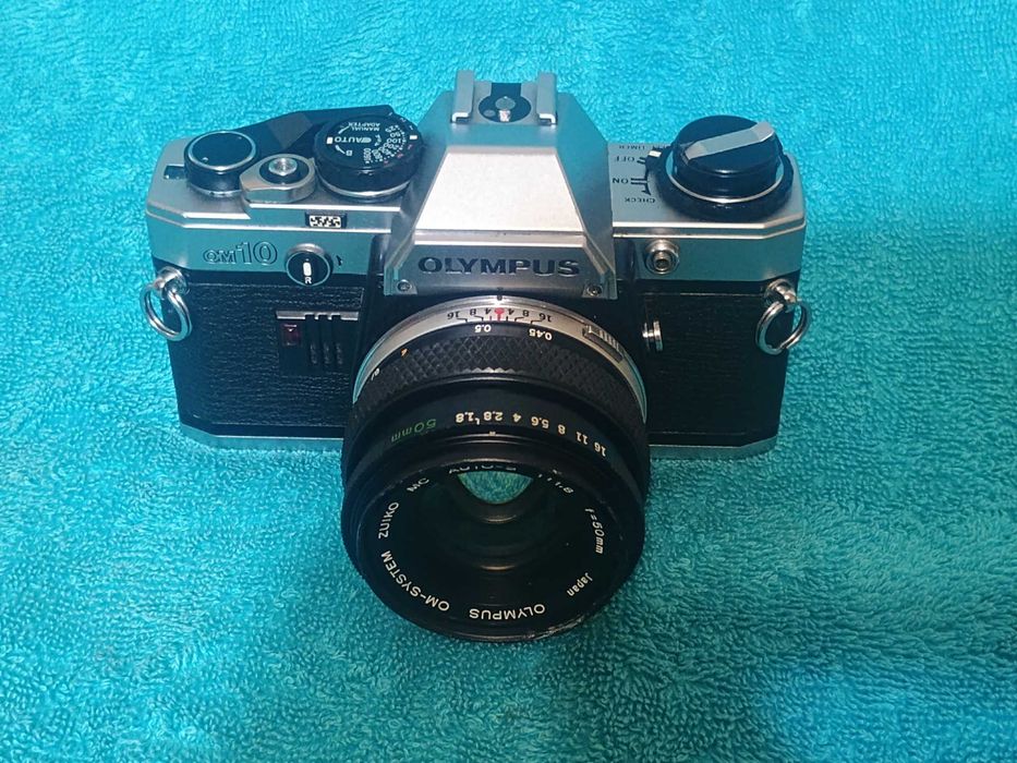 Aparat foto Olympus OM10